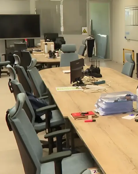 Buroservices Distributeur De Mobilier De Bureau Professionnel A Agen Espace Coworking Buroservices Distributeur De Mobilier De Bureau Professionnel A Agen Espace Coworking